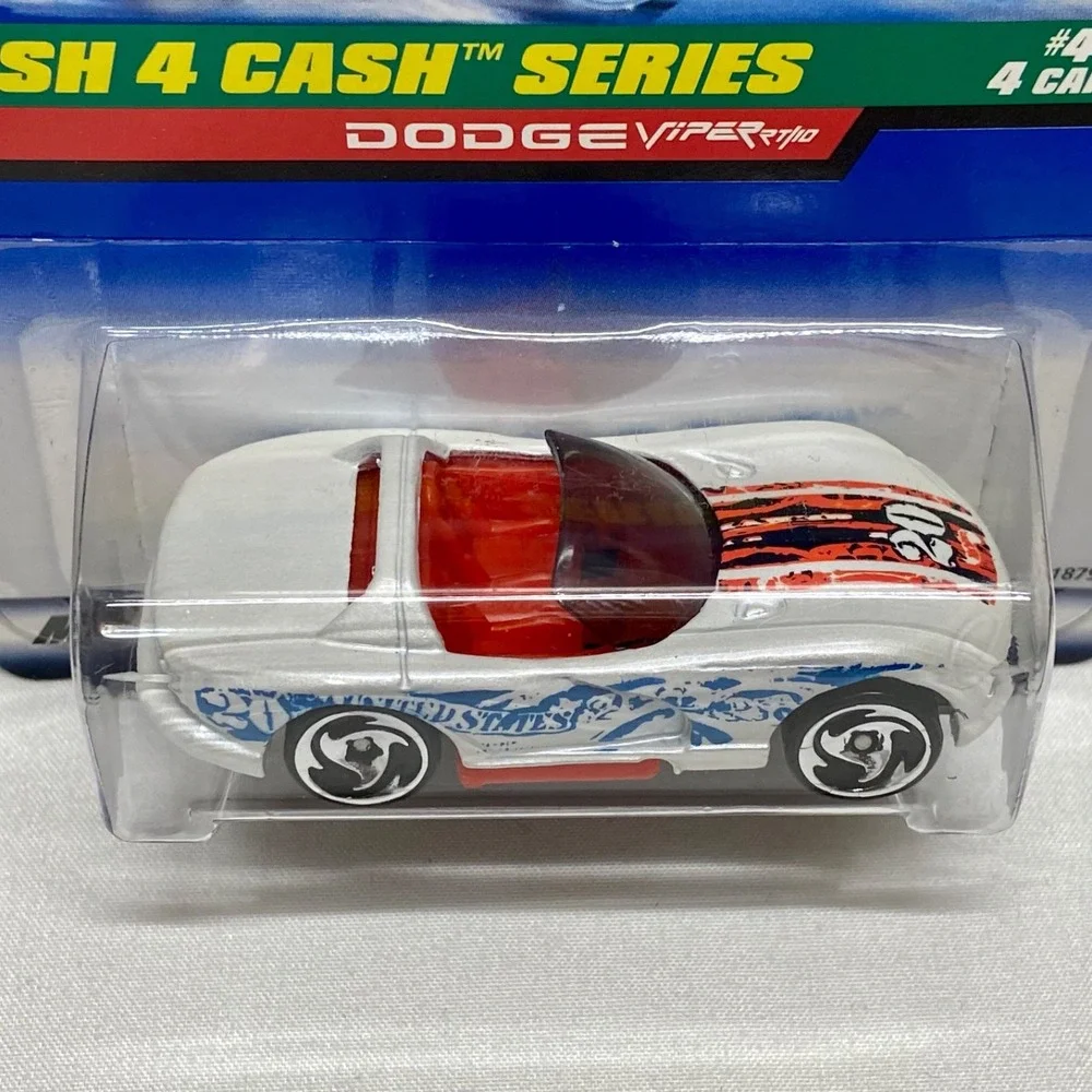 Hot Wheels Dodge Viper RT/10 1998 Dash 4 Cash 4 of 4 Collector #724 Die-cast NIP